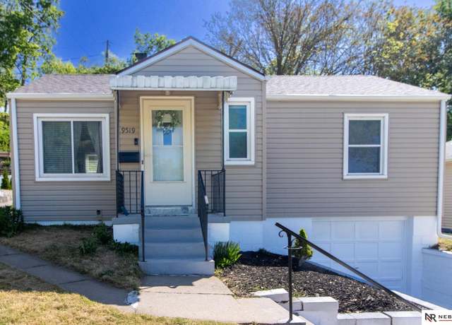 Property at 9519 N 31st St, Omaha, NE 68112, 2 beds, 1 bath