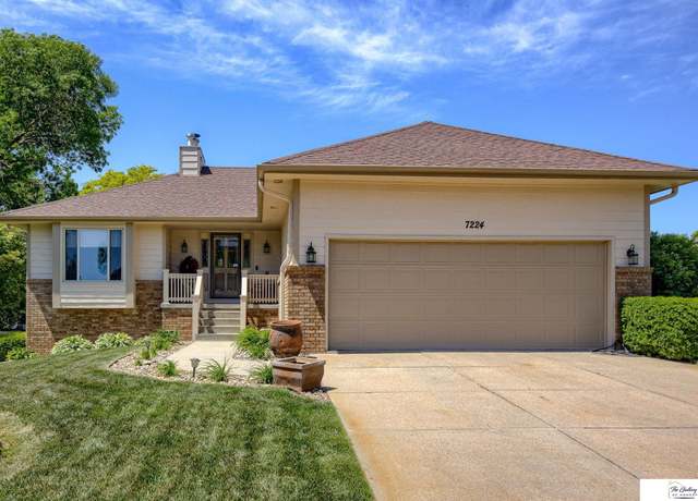 Property at 7224 S 141 St, Omaha, NE 68138, 3 beds, 2 baths