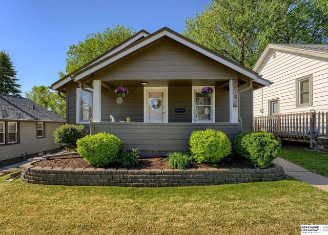Property at 5519 Pine St, Omaha, NE 68106, 2 beds, 1 bath