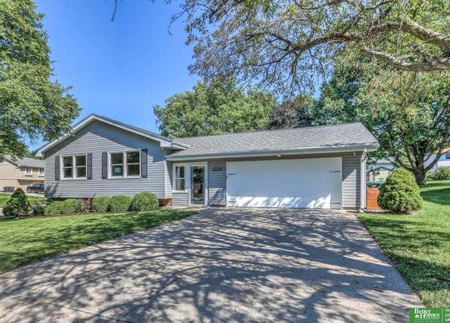 Property at 20026 Pearl St, Elkhorn, NE 68022, 3 beds, 3 baths