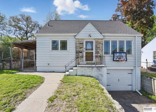 Property at 6523 Emmet St, Omaha, NE 68104, 3 beds, 1.5 baths