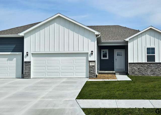 Property at 12317 S 204th Ave, Gretna, NE 68028, 4 beds, 3.5 baths