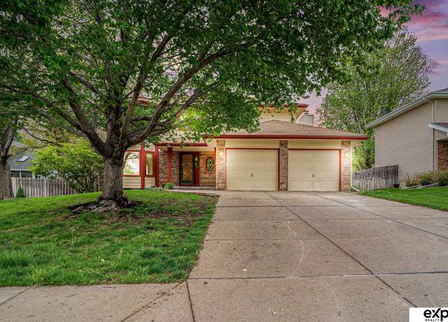 Property at 9416 Drexel St, Omaha, NE 68127, 4 beds, 3.5 baths