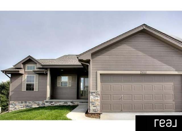 Property at 12037 Daniell Rd, Bellevue, NE 68123, 3 beds, 2 baths