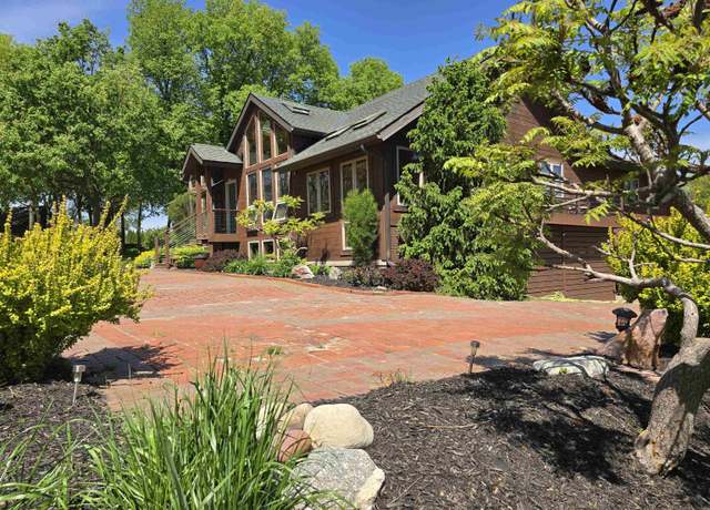 Property at 13125 N 73 Plz, Omaha, NE 68122, 1 bed, 2.5 baths