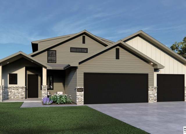 Property at 28467 Laurel Cir, Valley, NE 68064, 4 beds, 2.5 baths