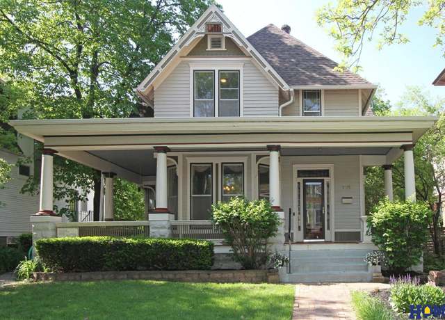 Property at 1925 E St, Lincoln, NE 68510, 5 beds, 2.5 baths