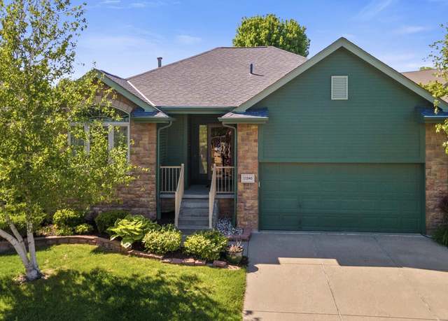 Property at 11540 Lakeview Dr, Papillion, NE 68133, 3 beds, 2.5 baths