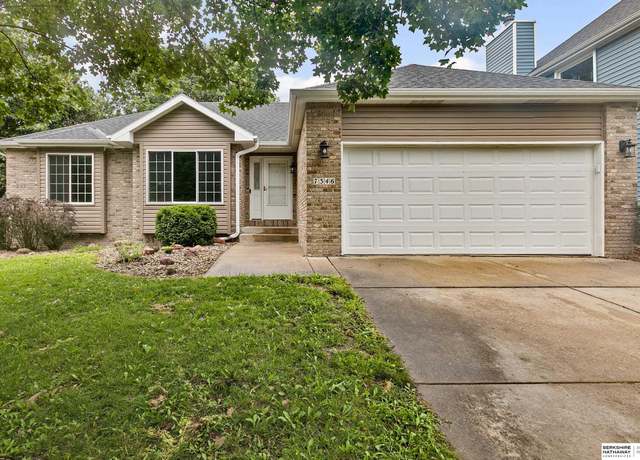 Property at 7346 S 29th St, Lincoln, NE 68516, 3 beds, 3 baths