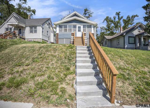 Property at 4315 N 39th St, Omaha, NE 68111, 4 beds, 1.5 baths