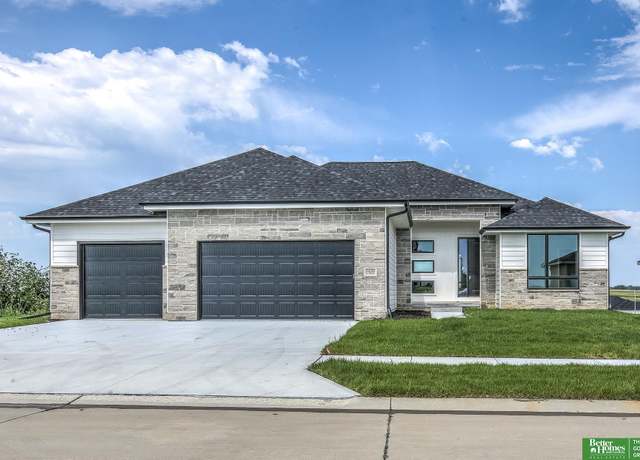 Property at 5420 N 213th St, Elkhorn, NE 68022, 6 beds, 3 baths