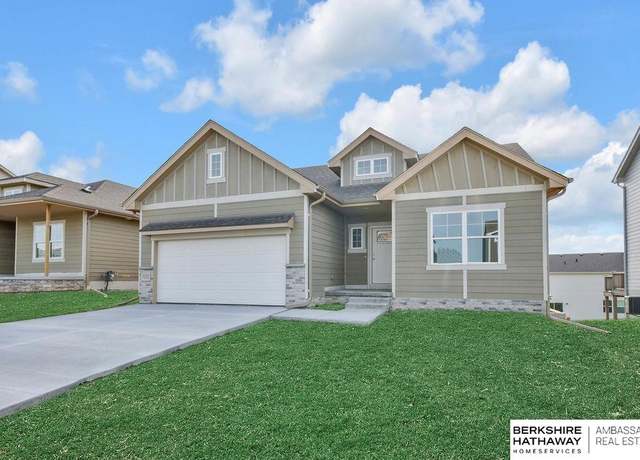 Property at 9510 S 180 Ave, Omaha, NE 68136, 3 beds, 3 baths
