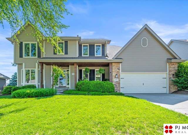 Property at 5517 S 174th Ave, Omaha, NE 68135, 4 beds, 2.5 baths