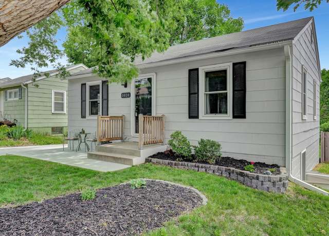 Property at 3824 S 18th St, Lincoln, NE 68502, 3 beds, 2 baths