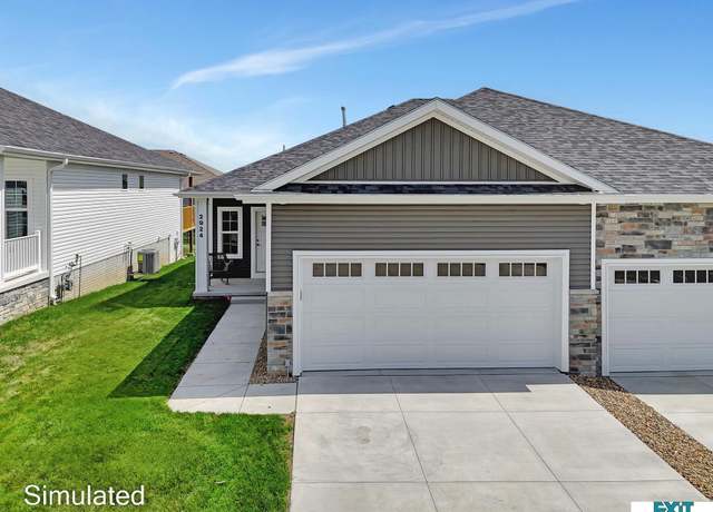 Property at 8501 Regent Ct, Lincoln, NE 68507, 2 beds, 4.5 baths