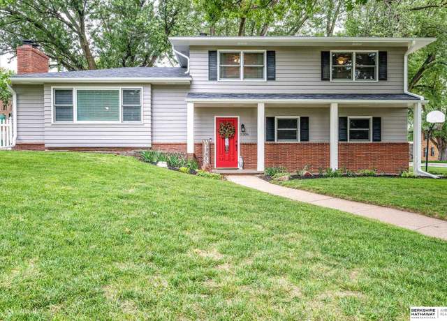 Property at 3306 S 107th St, Omaha, NE 68124, 3 beds, 2 baths