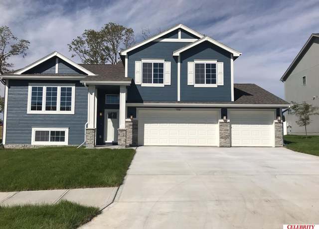Property at 8135 S 198 St, Gretna, NE 68028, 3 beds, 2.5 baths