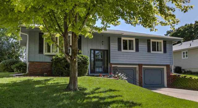 Photo of 9413 Taylor St, Omaha, NE 68134