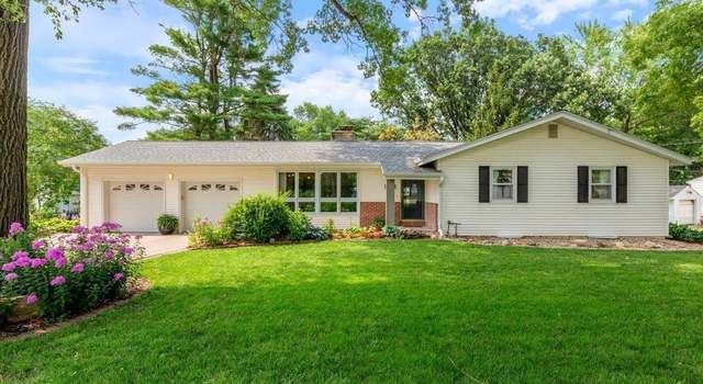 Photo of 7804 Keystone Dr, Omaha, NE 68134