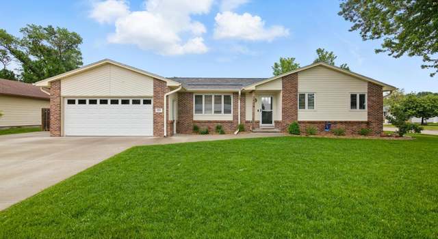Photo of 2804 Hogan Ln, Fremont, NE 68025