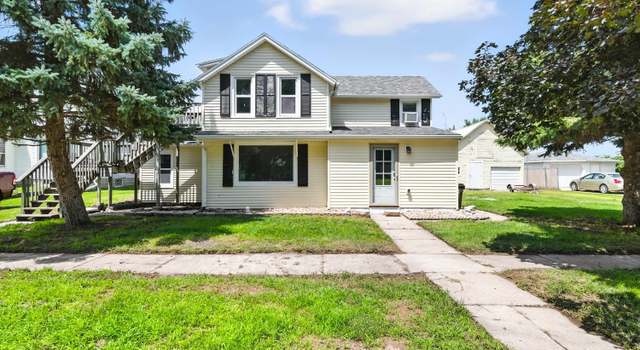 Photo of 504 E Elk St, Hooper, NE 68031