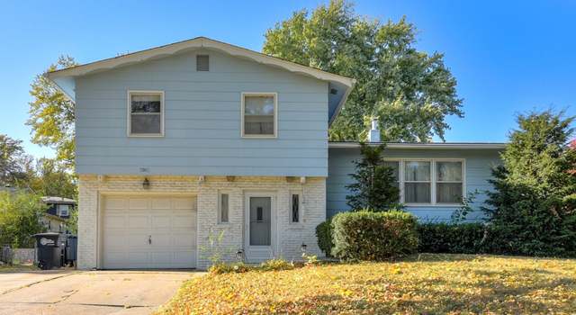 Photo of 3910 Parkview Dr, Omaha, NE 68134