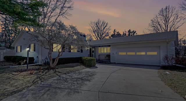 Photo of 440 Hazelwood Dr, Lincoln, NE 68510