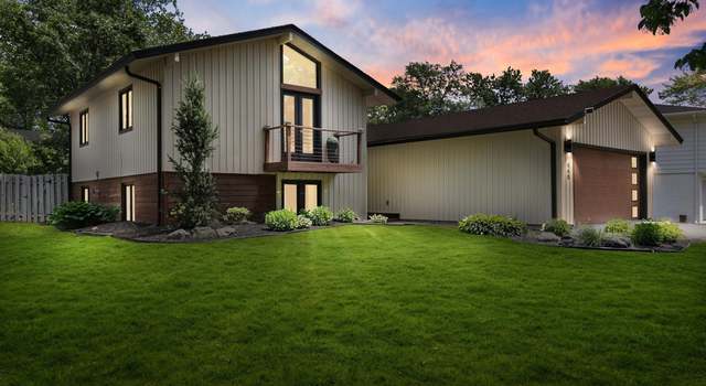 Photo of 440 Driftwood Dr, Lincoln, NE 68510