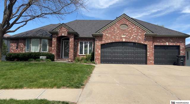 Photo of 17126 Douglas St, Omaha, NE 68118