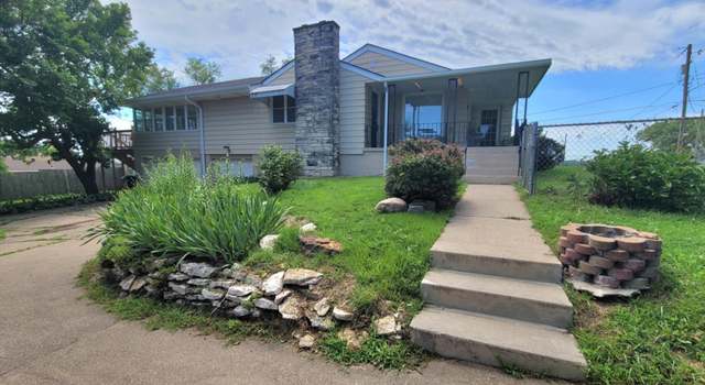 Photo of 8109 Grant St, Omaha, NE 68134