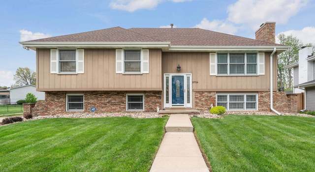 Photo of 10724 V St, Omaha, NE 68127