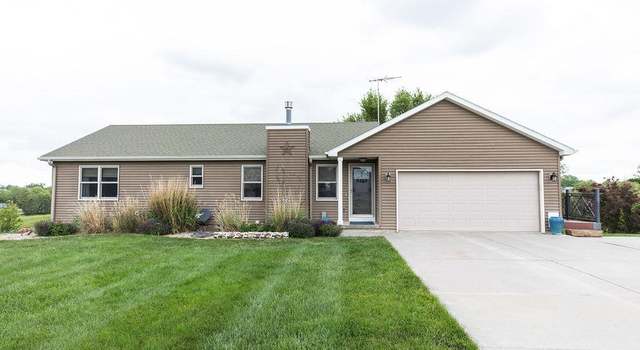 Photo of 29300 S Golden Pond Rd, Firth, NE 68358