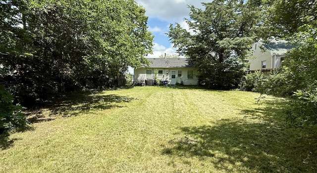 Photo of 381 S 48 St, Lincoln, NE 68510