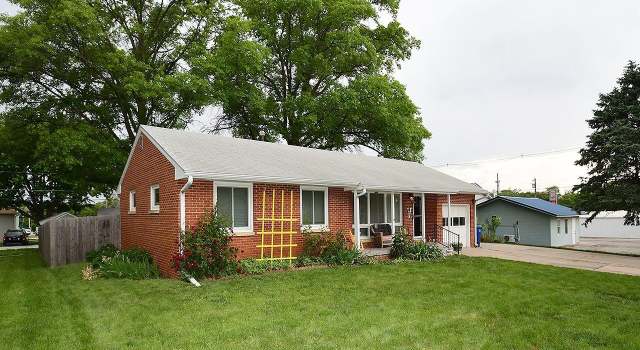 Photo of 1735 Grove Ave, Crete, NE 68333