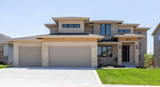 Photo of 21717 Parkview Dr, Gretna, NE 68028