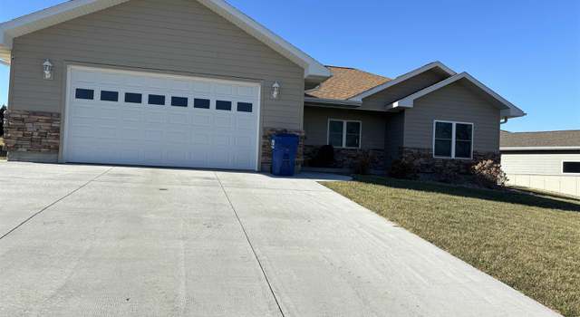 Photo of 317 Rolling Hills Ave, Ord, NE 68862