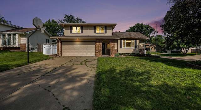 Photo of 1120 Sally St, Papillion, NE 68046