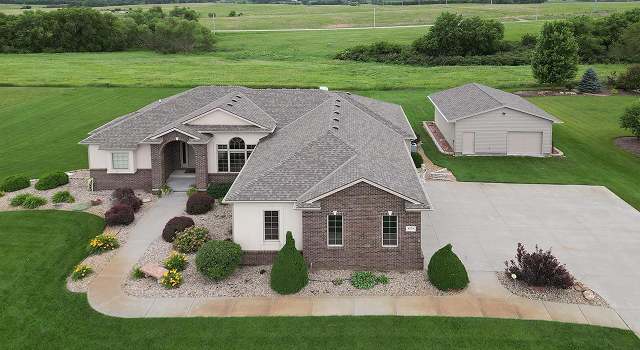 Photo of 4755 W High Ridge Rd, Lincoln, NE 68522