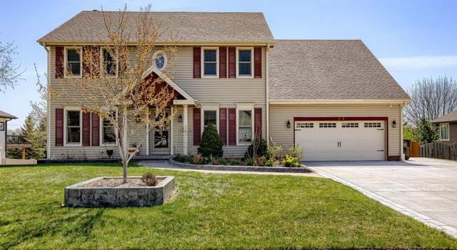 Photo of 315 Pheasant Run Ln, Papillion, NE 68046