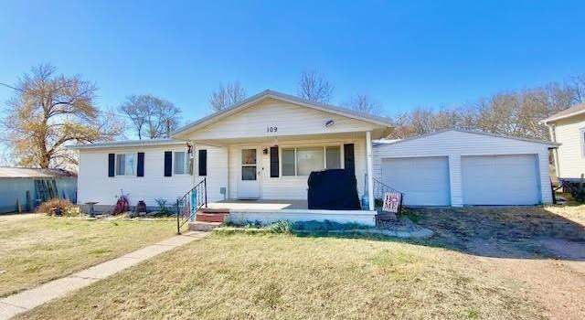 Photo of 109 N Scribner St, Endicott, NE 68350