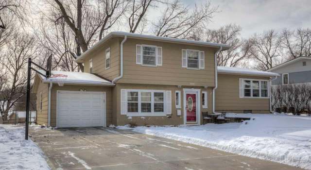 Photo of 9645 Spaulding St, Omaha, NE 68134