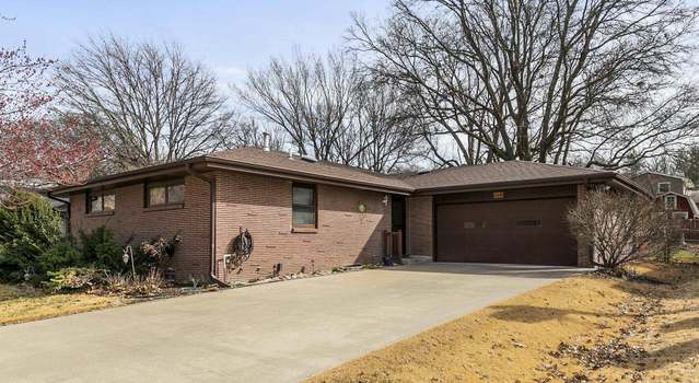 Photo of 1110 Sycamore Dr, Lincoln, NE 68510