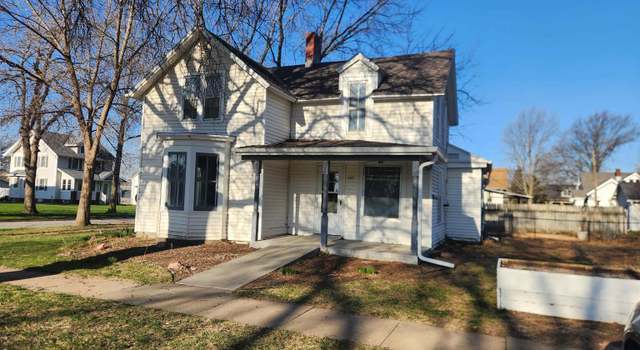 Photo of 107 N Linden St, Wahoo, NE 68066