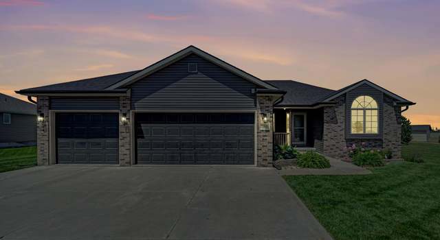 Photo of 2415 E 15th St, York, NE 68467