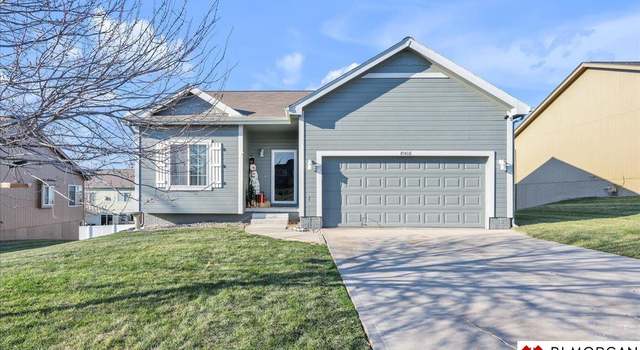 Photo of 10408 Lewis And Clark Rd, Bellevue, NE 68123