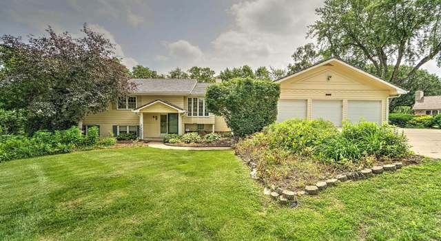 Photo of 3321 S 101st St, Omaha, NE 68124