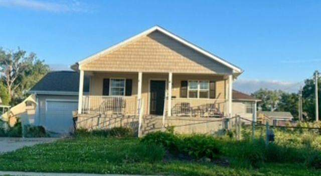 Photo of 1703 Manderson St, Omaha, NE 68110