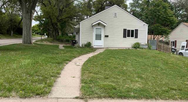 Photo of 6796 Charles St, Omaha, NE 68132
