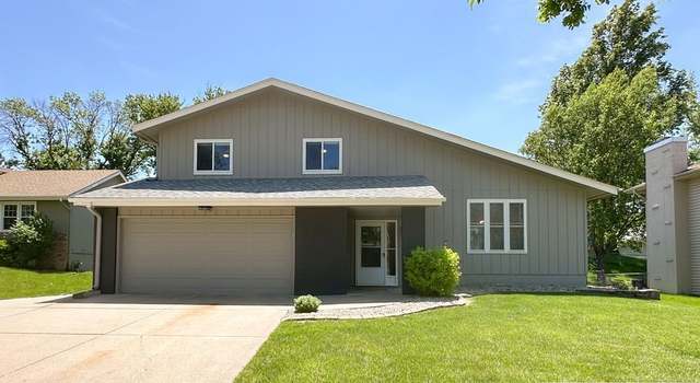 Photo of 807 Buckboard Blvd, Papillion, NE 68046