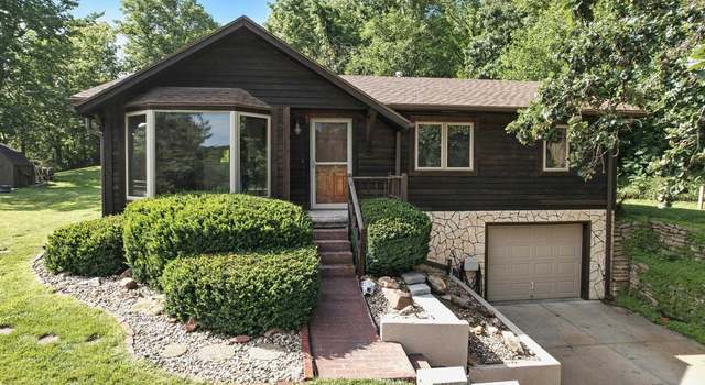 Photo of 12005 Calhoun Rd, Omaha, NE 68152